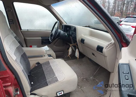 1991 Ford Explorer from USA, damaged, VIN 1FMDU34X8MUB30293